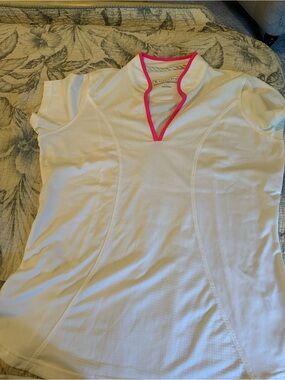 Pebble Beach White Short-Sleeve Top with Pink Trim